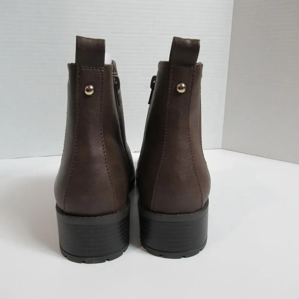 Simply Vera Boots 9.5 M Black Jaeger Buckle Ankle Bootie Faux Leather High Heel